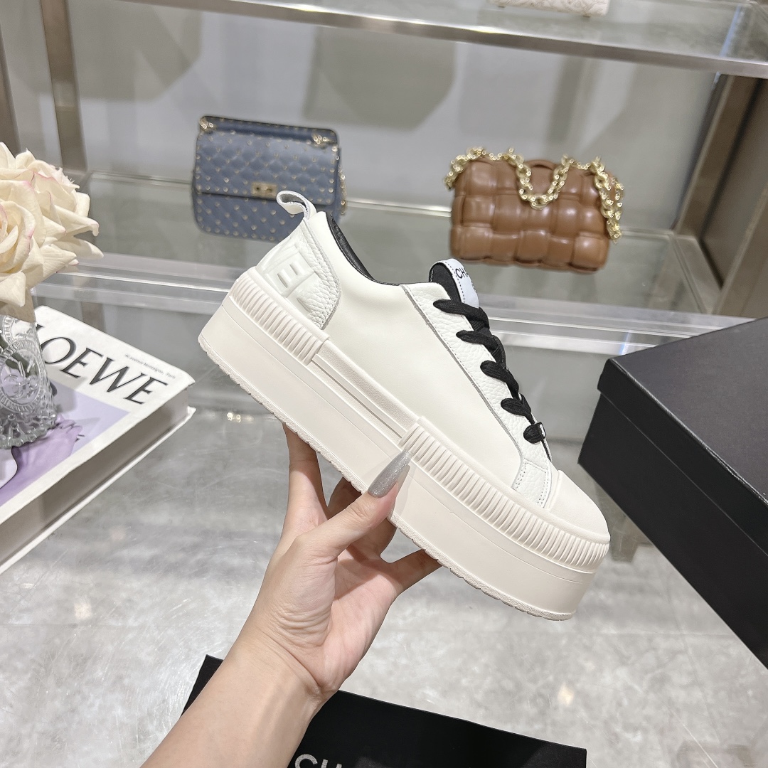 Women's high heels